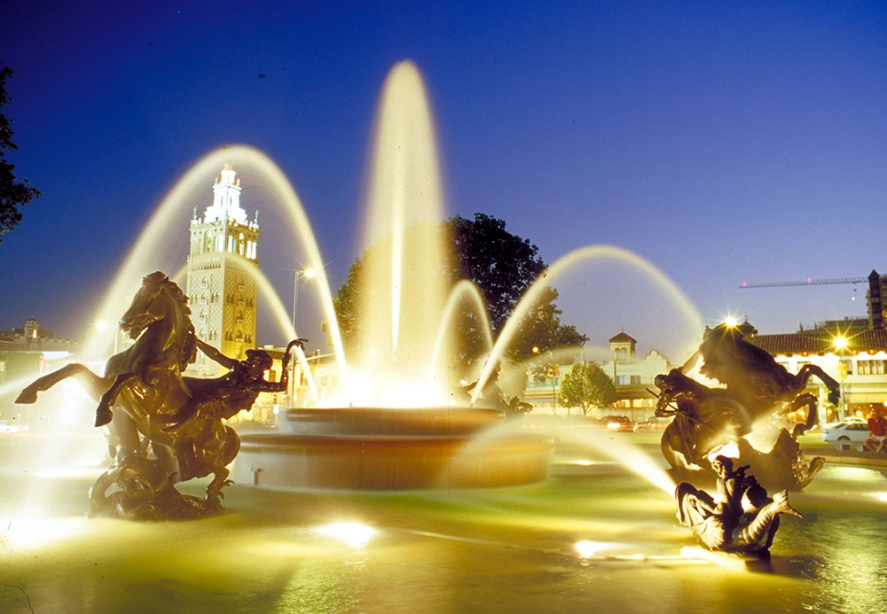 The plaza fountain in Kansas City