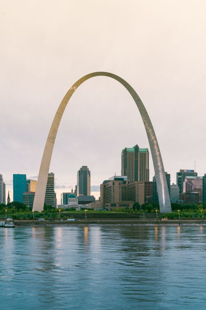 The arch at sunset with the STL skyline in the background.